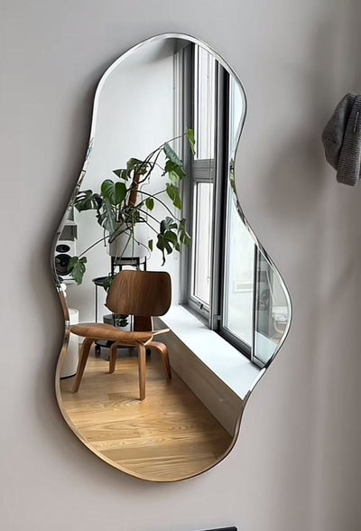 Full-length mirrors are highly sought after by many women for a variety of reasons